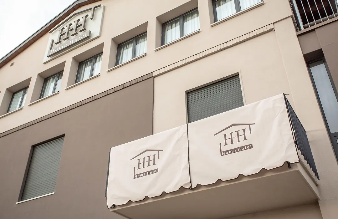 Home Hotel-1